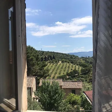 Apartment In The Medieval Village Near Trasimeno Lake Prázdninový dům *